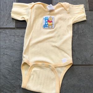 0-3 Month Hanes Winnie the Pooh Bodysuit
